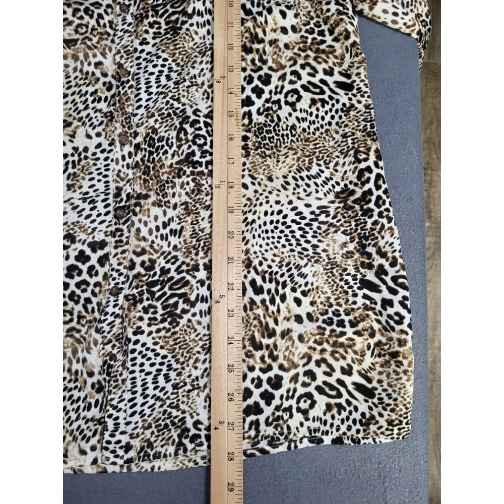 CHICO'S Womens SZ 1 (US M) Brown Animal Print Button Up Blouse Career Mob Wife - Picture 6 of 7